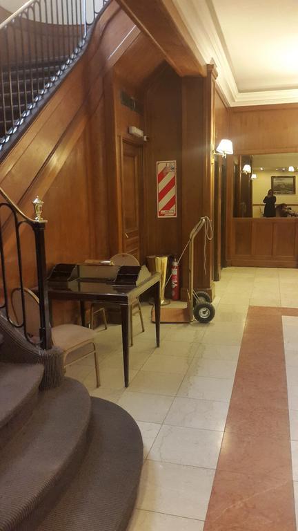Regis Orho Hotel Буенос Айрес Екстериор снимка