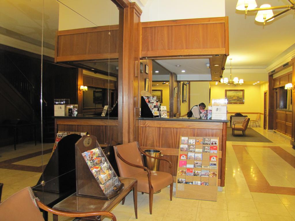 Regis Orho Hotel Буенос Айрес Екстериор снимка