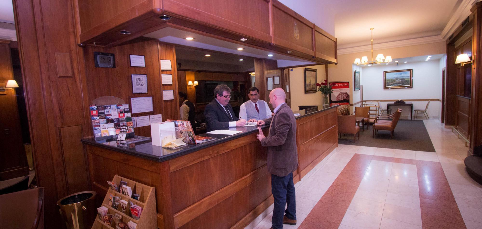 Regis Orho Hotel Буенос Айрес Екстериор снимка