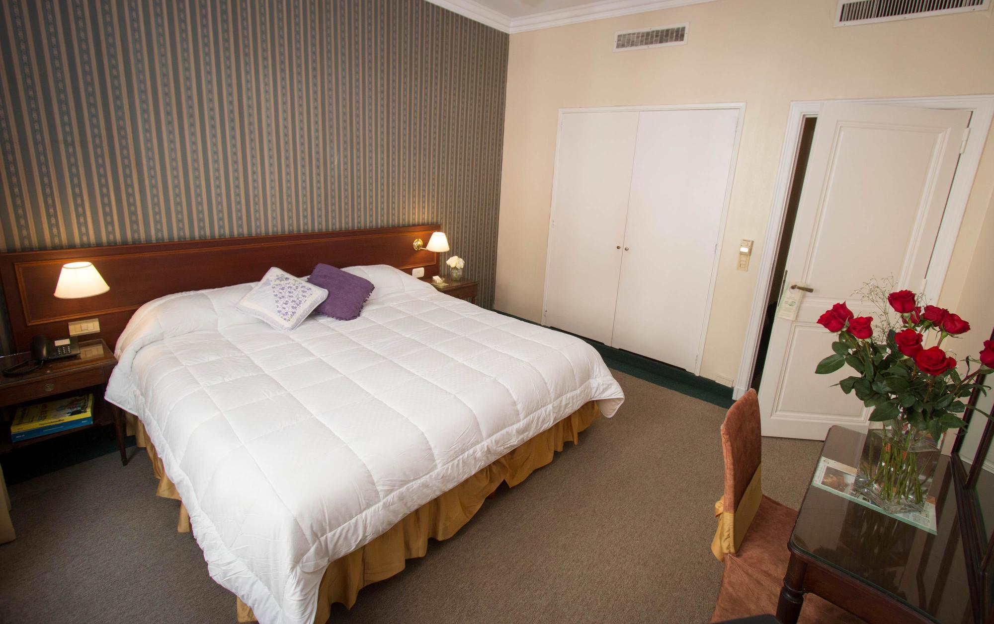 Regis Orho Hotel Буенос Айрес Екстериор снимка