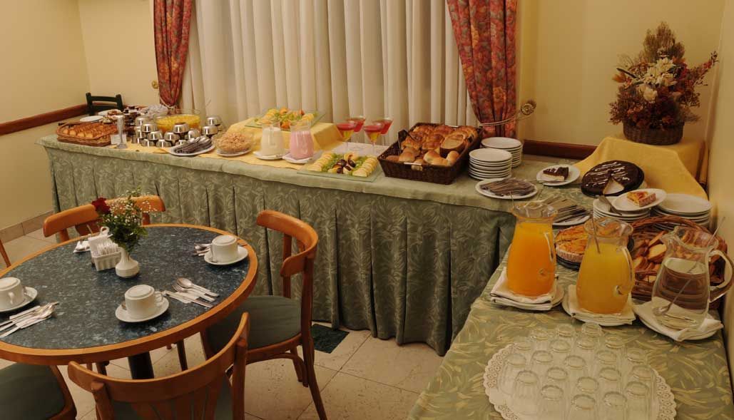 Regis Orho Hotel Буенос Айрес Екстериор снимка